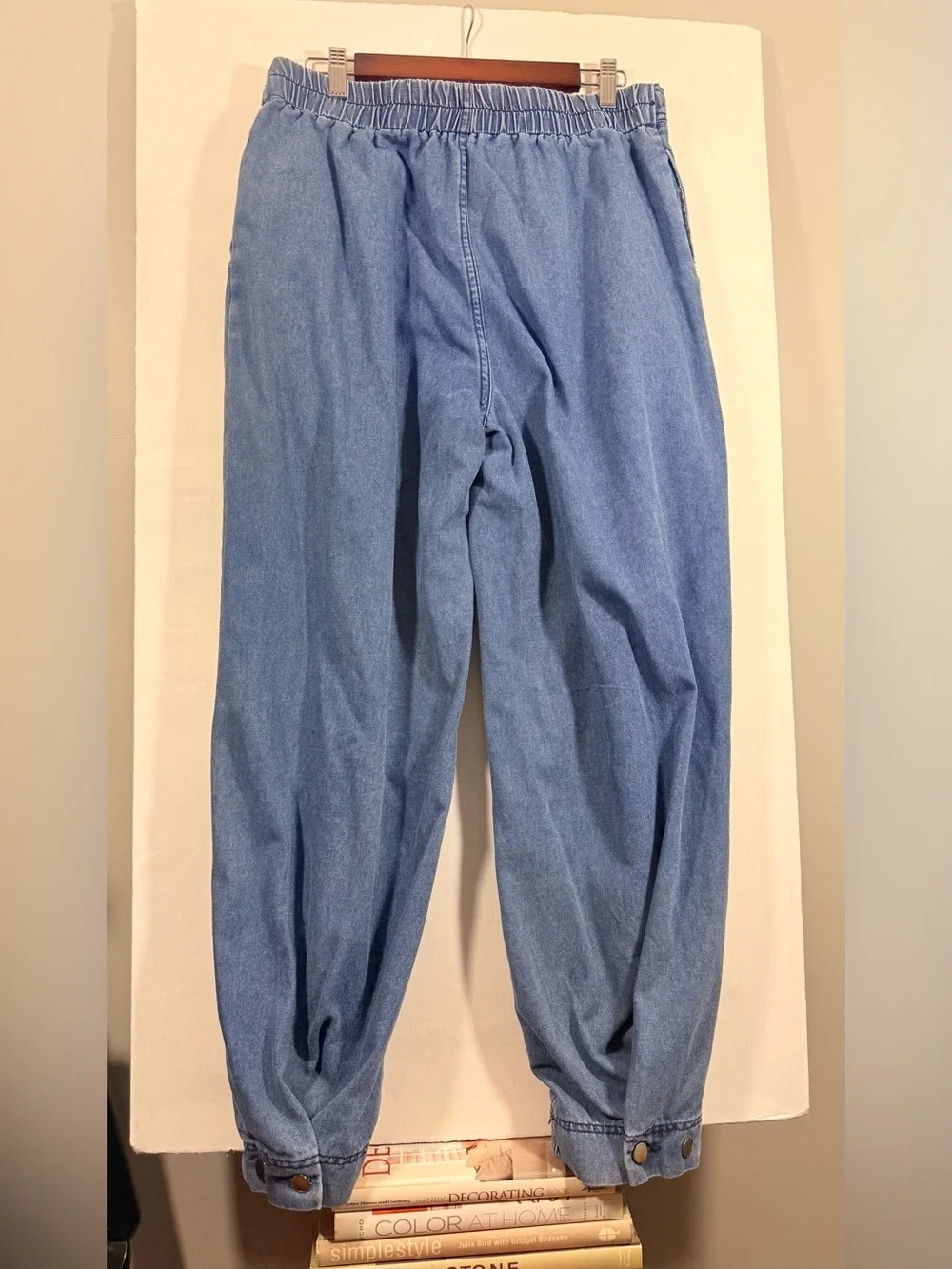Women’s Light Blue Pleated Denim Jeans
